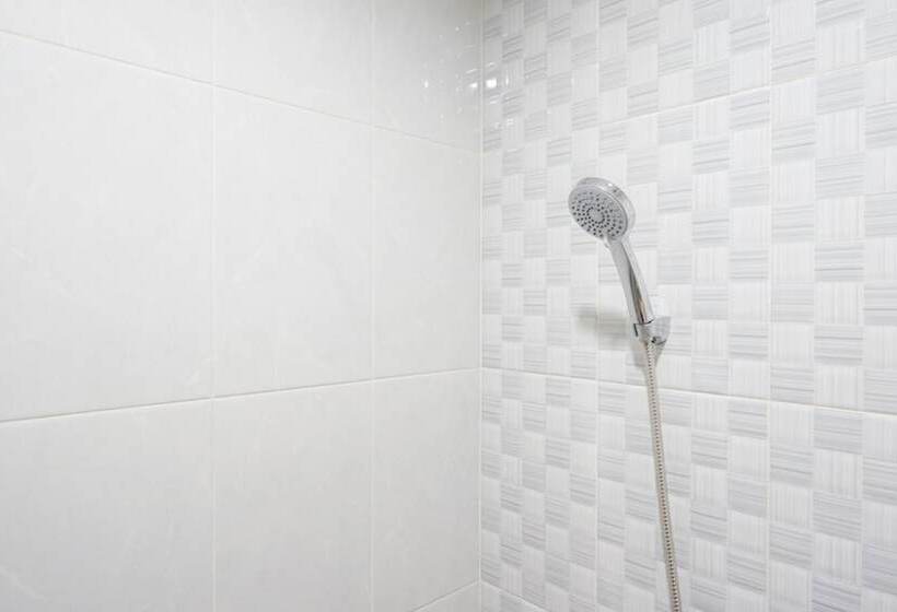 膳宿费 Reddoorz Near Pacific Mall Tegal 2