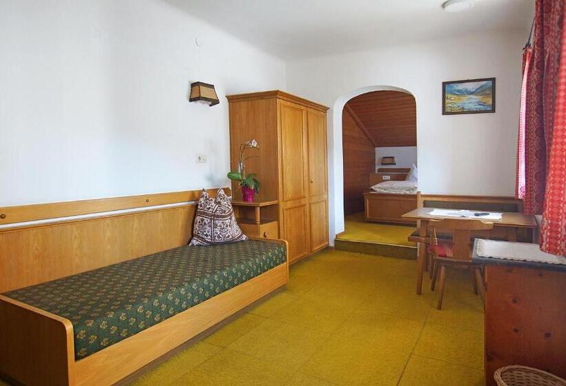 בית מלון כפרי Gasthof Zacherlbräu