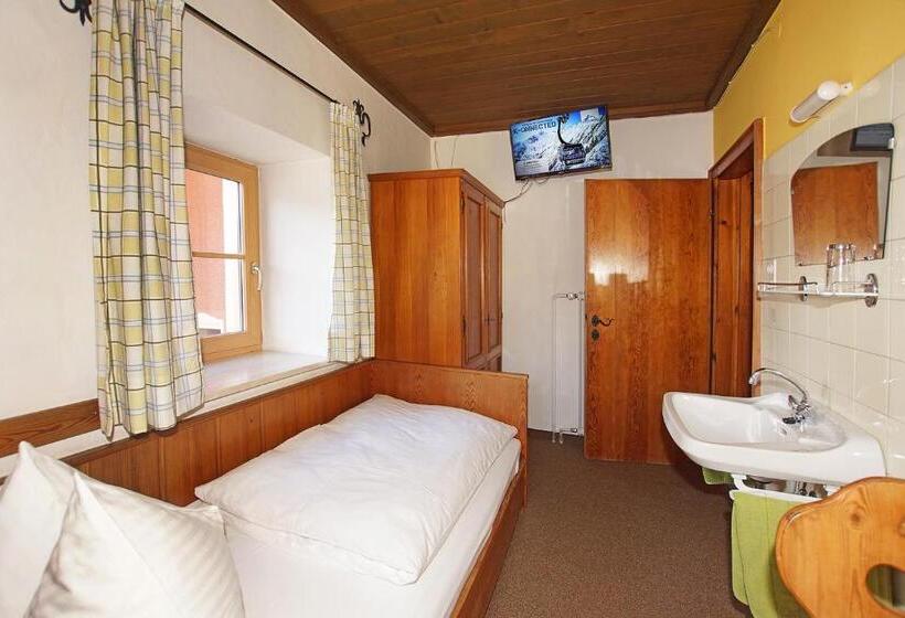 בית מלון כפרי Gasthof Zacherlbräu