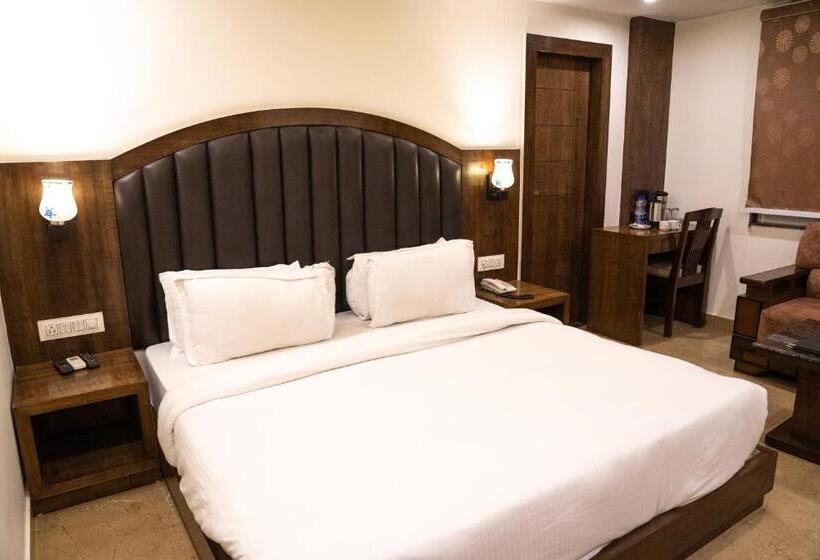 Hotel Height View Residency