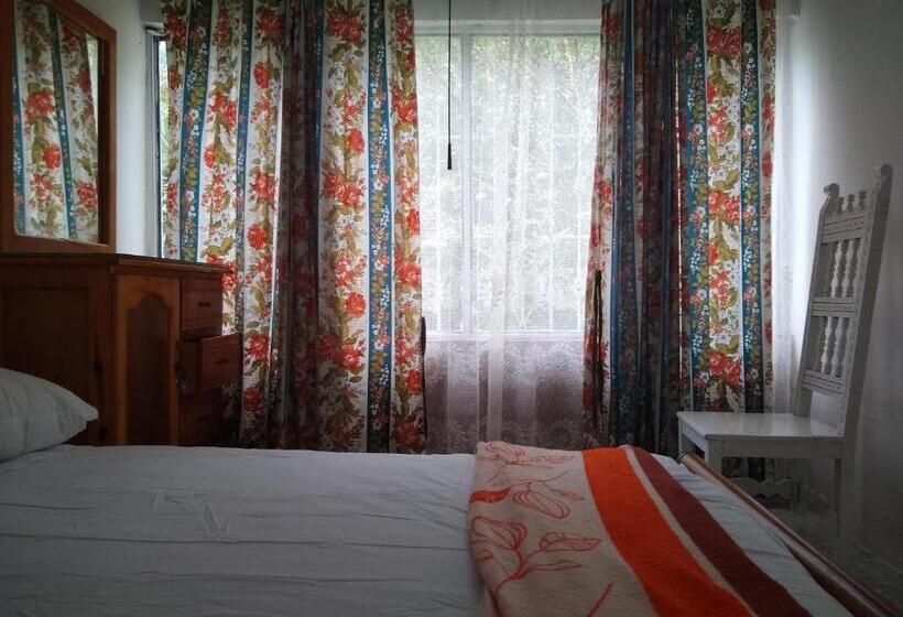 酒店 Kaliawiri Bird Lodge & Reserve