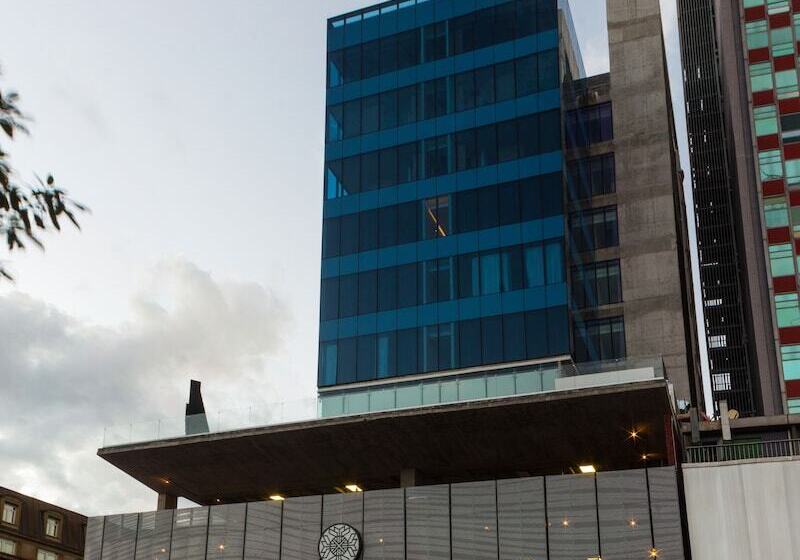 Отель Kavia Monterrey