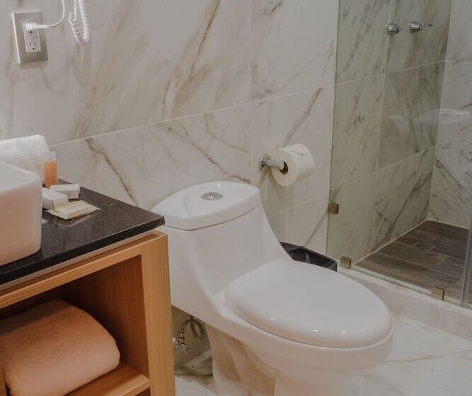 호텔 Kavia Monterrey