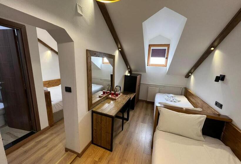 هتل Mia S Favorite