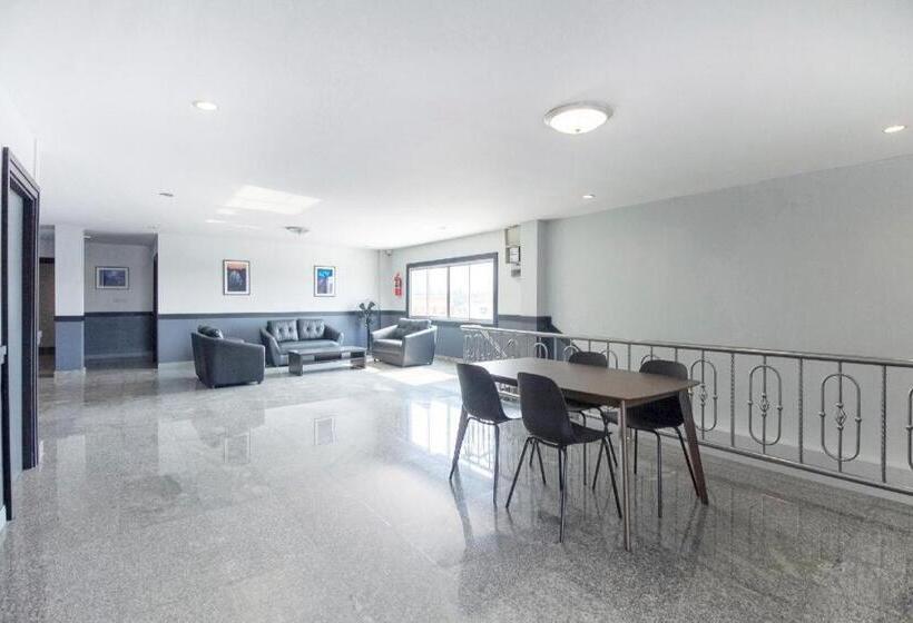 Nara Hotel Restaurant And Bar