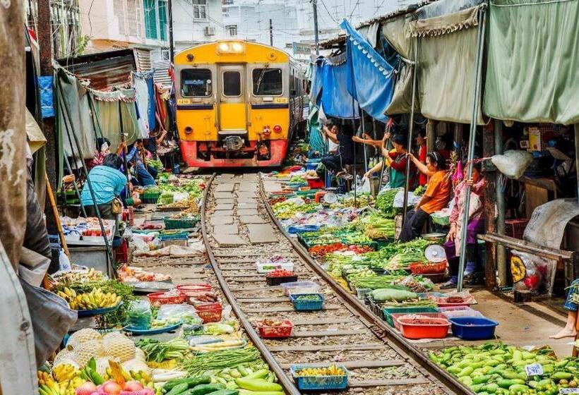 Nara Hotel Restaurant And Bar