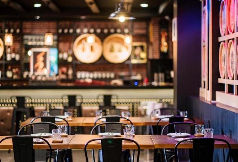 Nara Hotel Restaurant And Bar