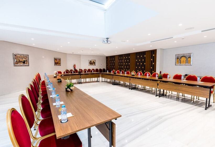 בית מלון כפרי Nour Plazza