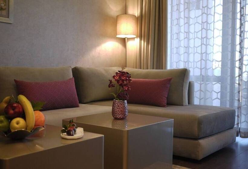 בית מלון כפרי Nour Plazza