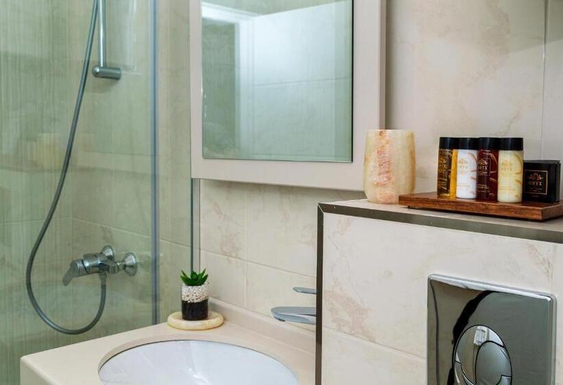 فندق Onyx Beach Residence   Free Parking & Beach Access