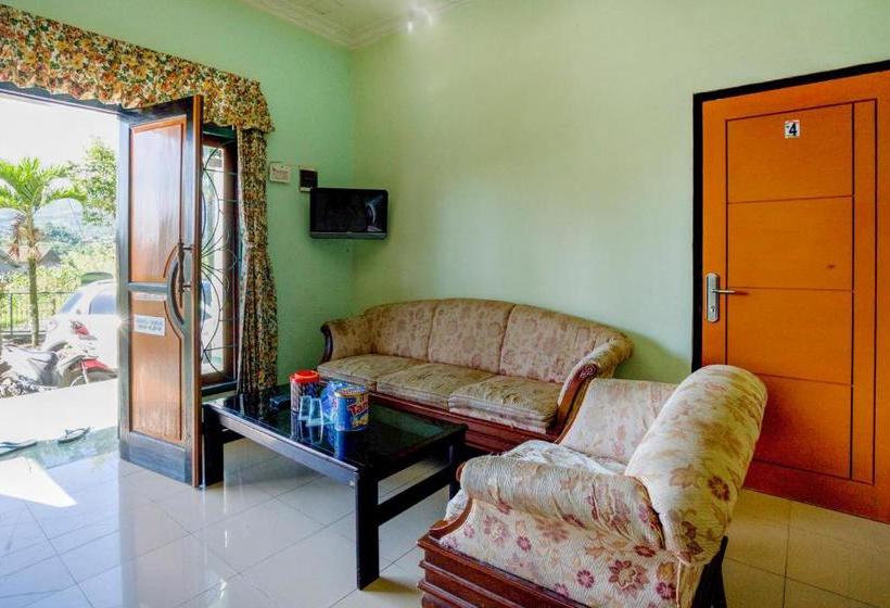 فندق Oyo 3030 Sindangsari Guest House