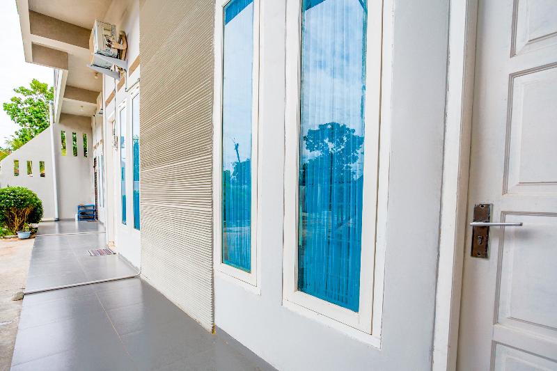 Отель Oyo 3073 Twin House Syariah