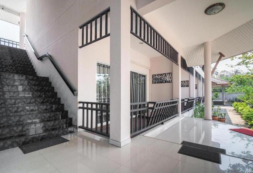 فندق Oyo 662 Malee Bunga