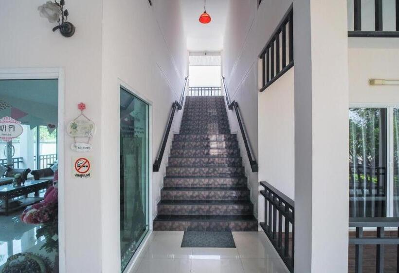 فندق Oyo 662 Malee Bunga