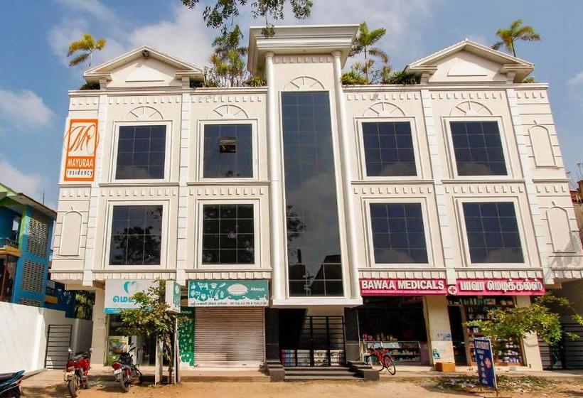 בית מלון כפרי Oyo 69625 Mayuraa Residency