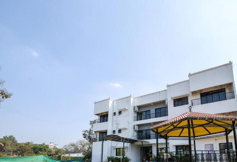 호텔 Oyo 70540  Greenacre