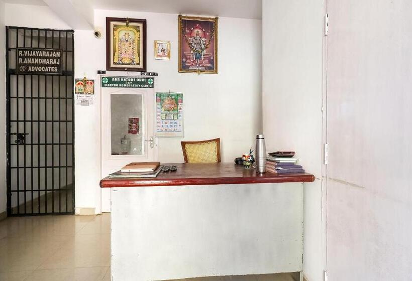 酒店 Oyo 70557 Royal Pride