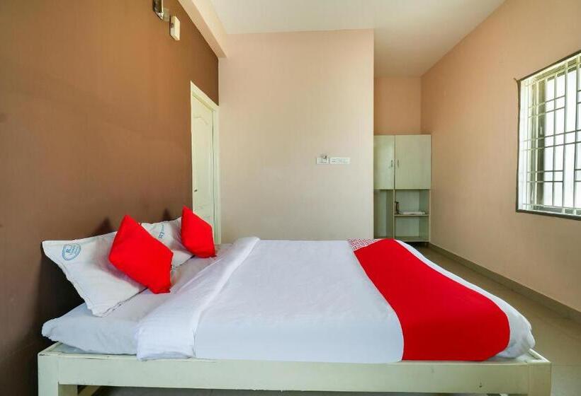 酒店 Oyo 70557 Royal Pride