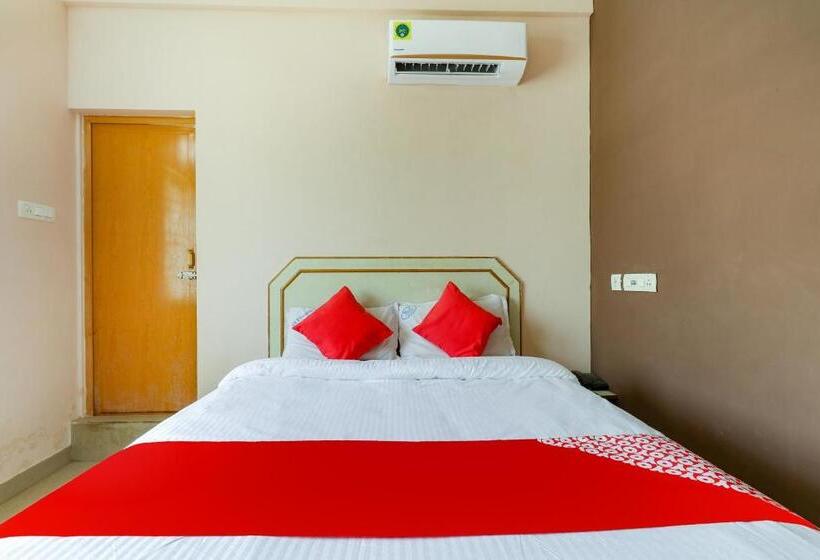 酒店 Oyo 70557 Royal Pride