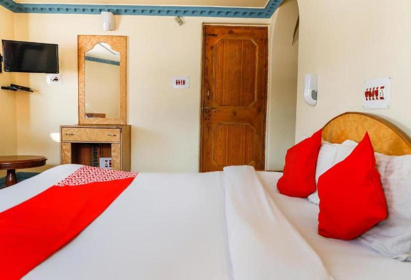 فندق Oyo 70684 Gulmarg Inn