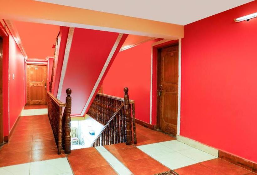 فندق Oyo 70684 Gulmarg Inn