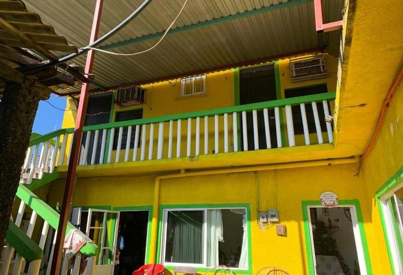 בית מלון כפרי Posada Fer