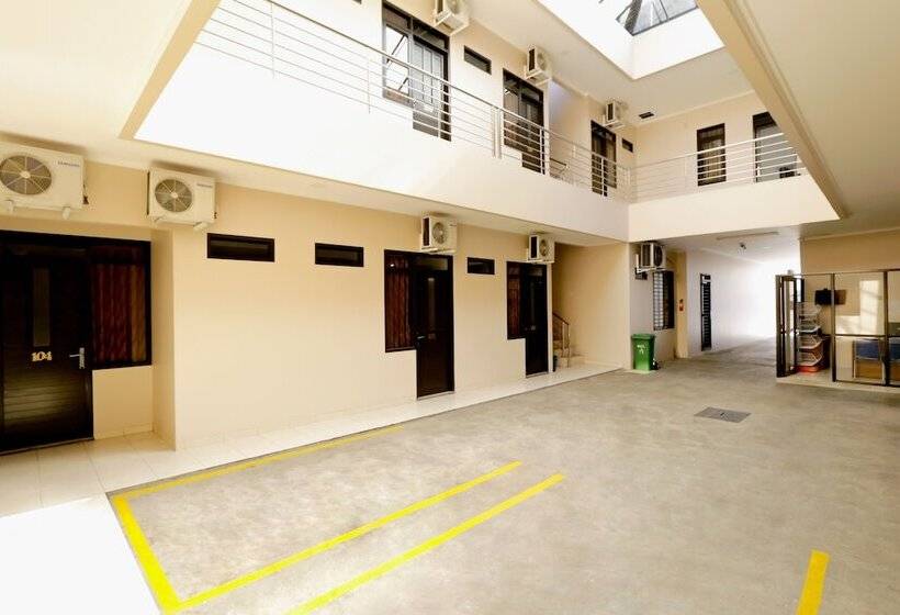 호텔 Shofy Guest House Syariah 33 Subang