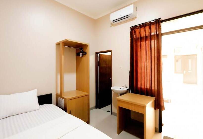 호텔 Shofy Guest House Syariah 33 Subang