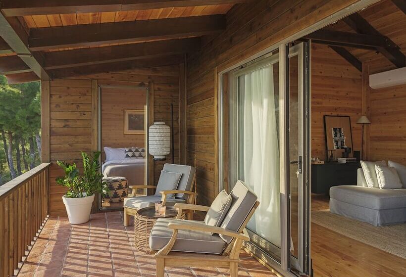 בית מלון כפרי Simurg Inn