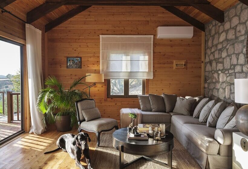 בית מלון כפרי Simurg Inn