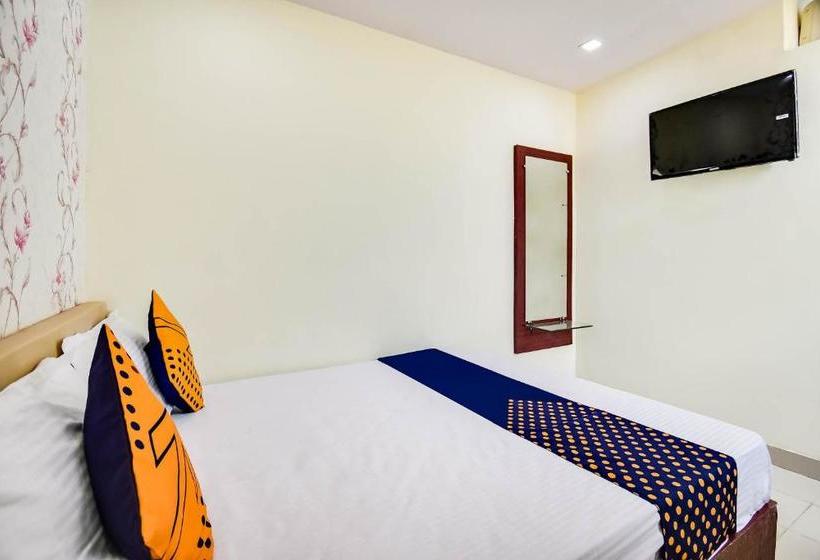 فندق Spot On 44822 Landmark 4