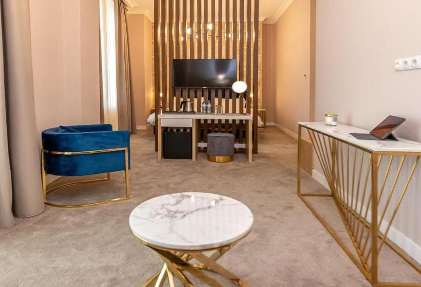 Newport Hotel Kutaisi