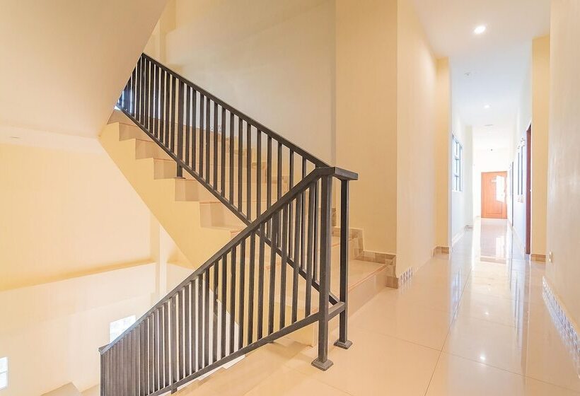 膳宿费 Reddoorz Plus @ Siradj Salman Samarinda