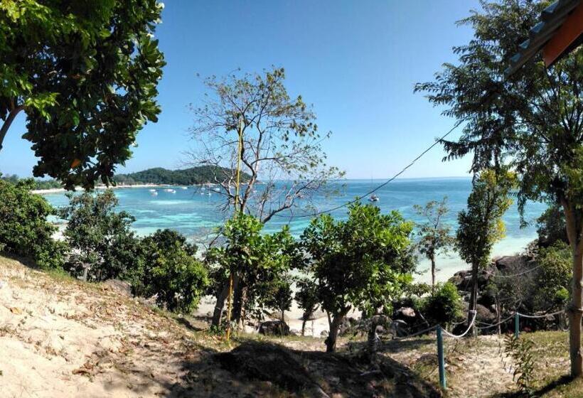 استراحتگاه Daya Hill Seaview