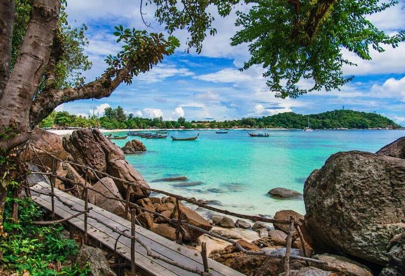 استراحتگاه Daya Hill Seaview
