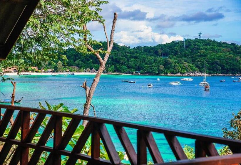 استراحتگاه Daya Hill Seaview
