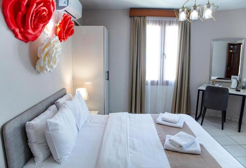 هاستل Homelike Guest House