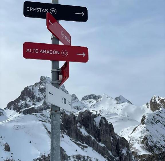 Apartahotel Canfranc