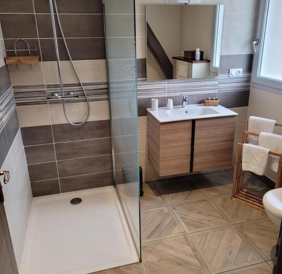 مبيت وإفطار Les Chambres De La Cotinière   Bord De Saône   St Jean De Losne