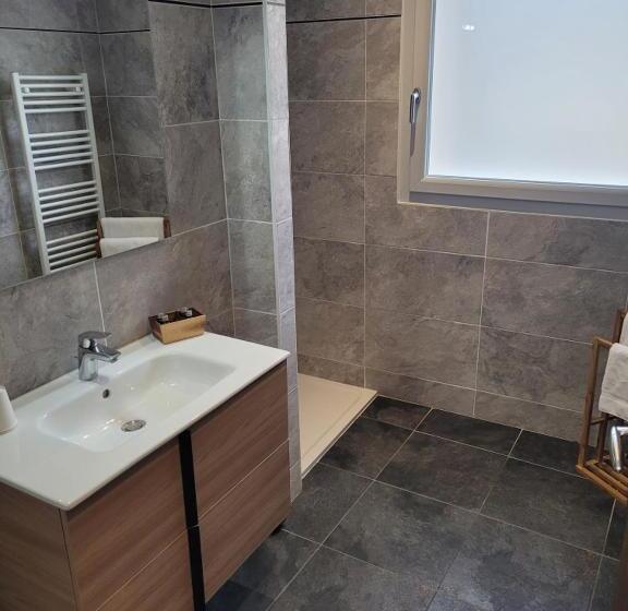 مبيت وإفطار Les Chambres De La Cotinière   Bord De Saône   St Jean De Losne