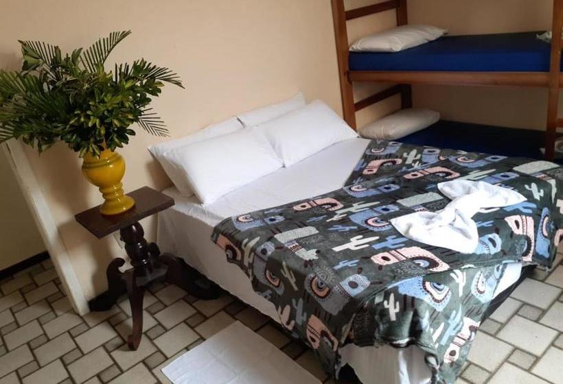 הוסטל Pousada Do Luar Cabo Frio