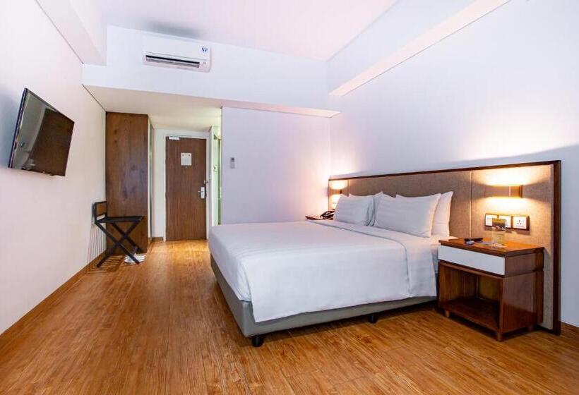 هتل Grand Zuri Ketapang