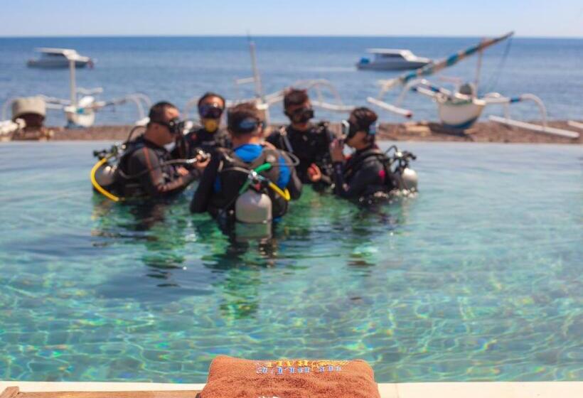 فندق Hi Blue Bali Melasti Dive Resort