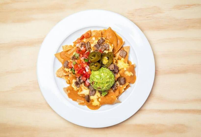 Отель Maioris El Diez Culiacan