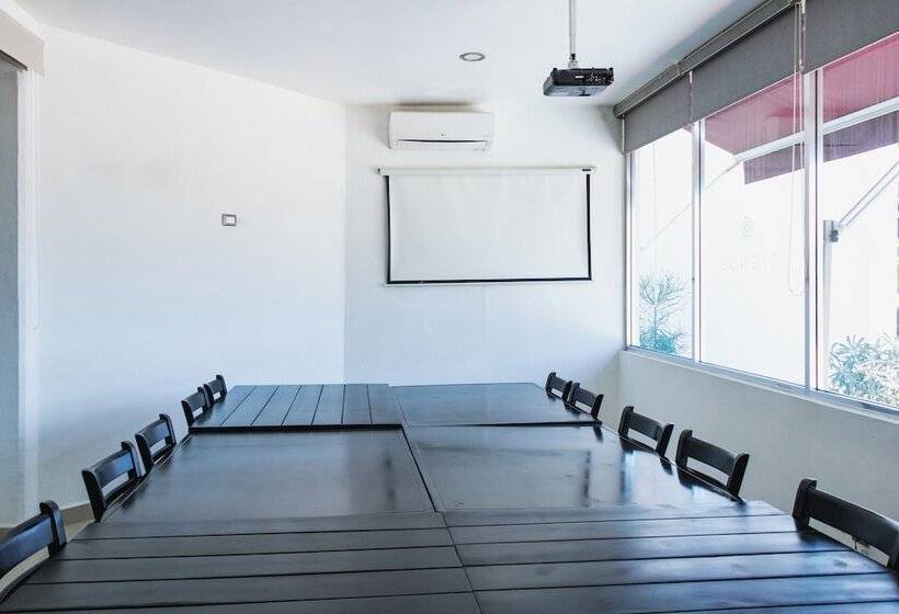 Отель Maioris El Diez Culiacan