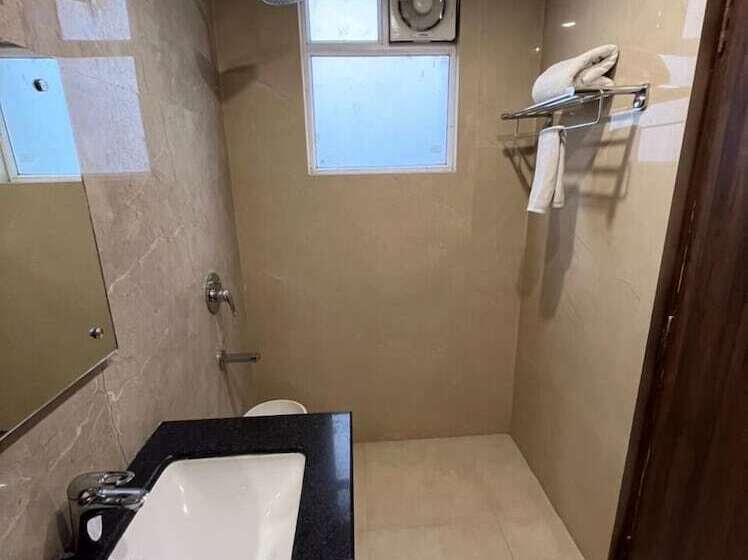 בית מלון כפרי Sarvin