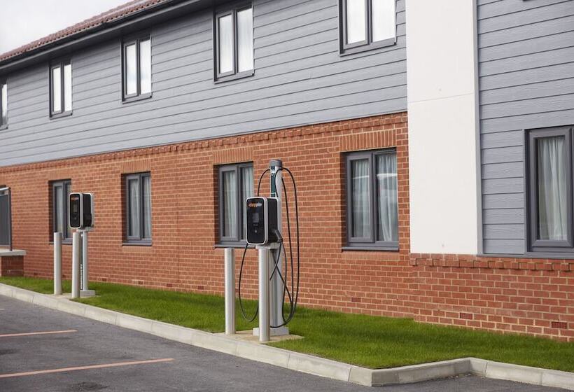 酒店 The Churchill By Greene King Inns