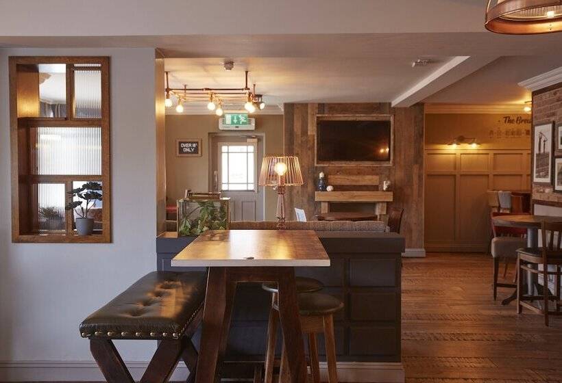 酒店 The Churchill By Greene King Inns