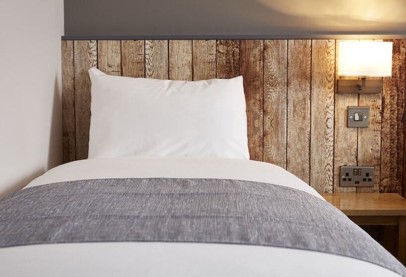 酒店 The Churchill By Greene King Inns