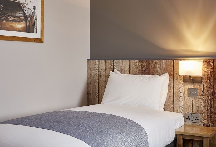 酒店 The Churchill By Greene King Inns